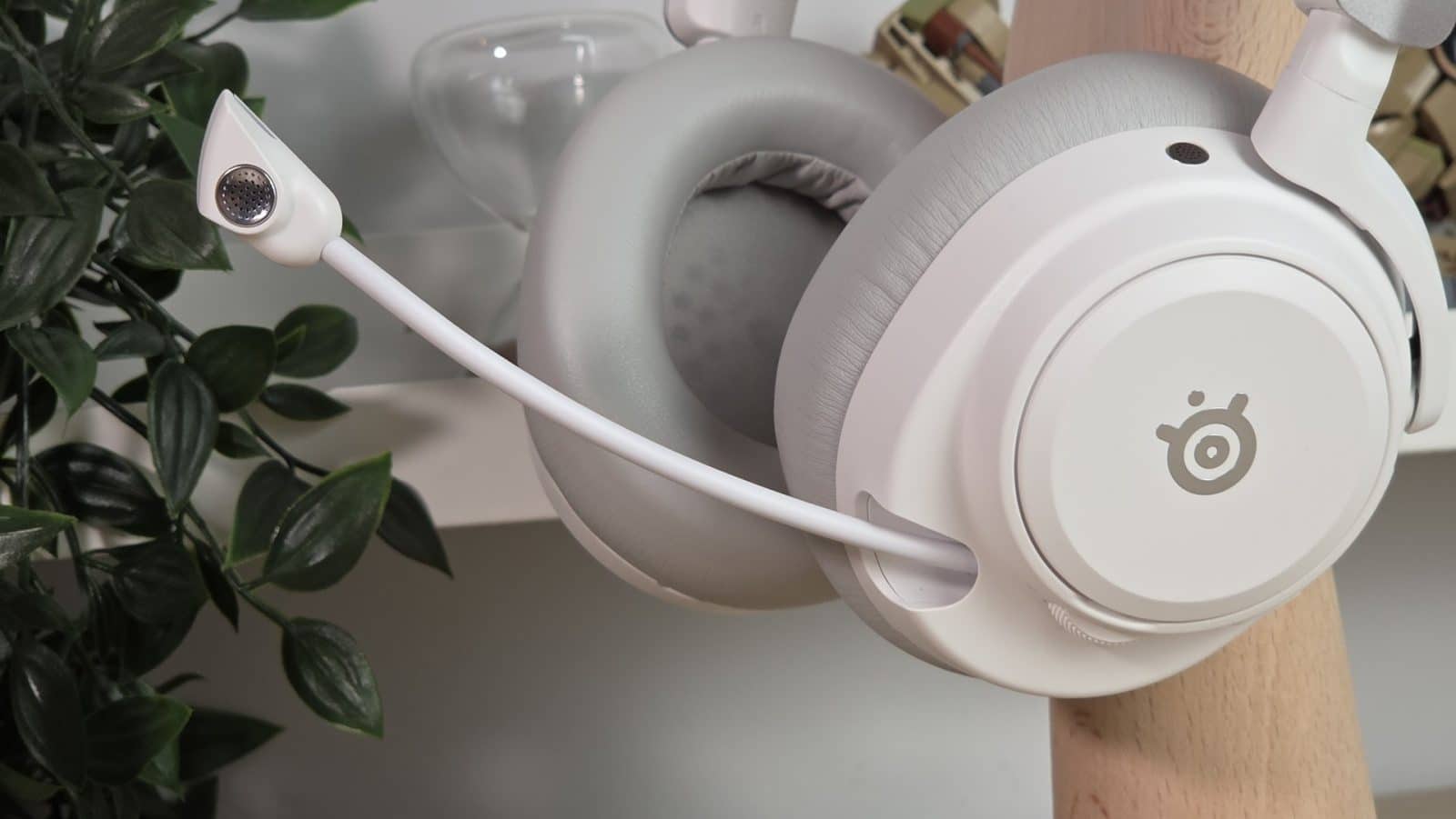 SteelSeries Arctis Nova Pro Omni - microphone