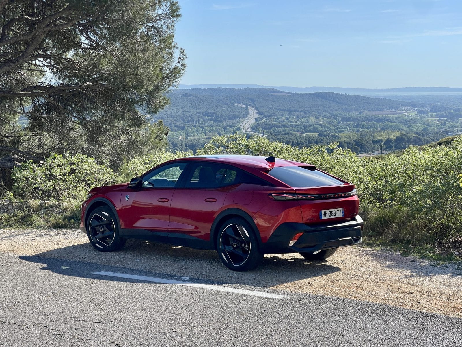 essai-peugeot-408-rouge