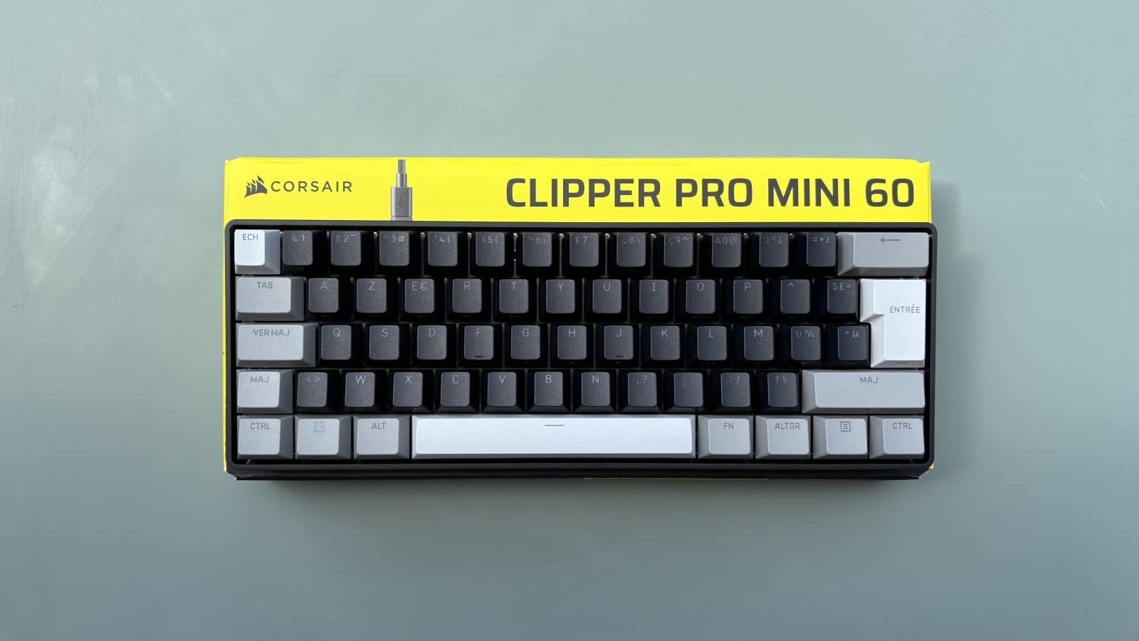 Corsair Clipper Pro Mini 60 sur sa boite.
