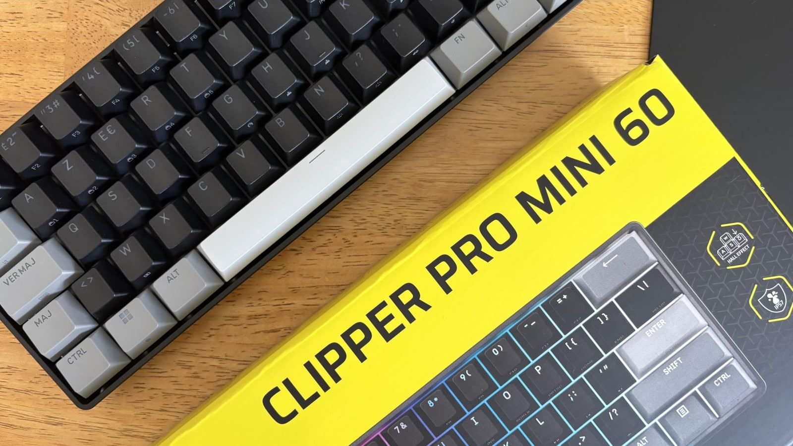 Notre avis en bref sur le Corsair Clipper Pro Mini 60 - Un bon clavier à condition de ne pas le déplacer