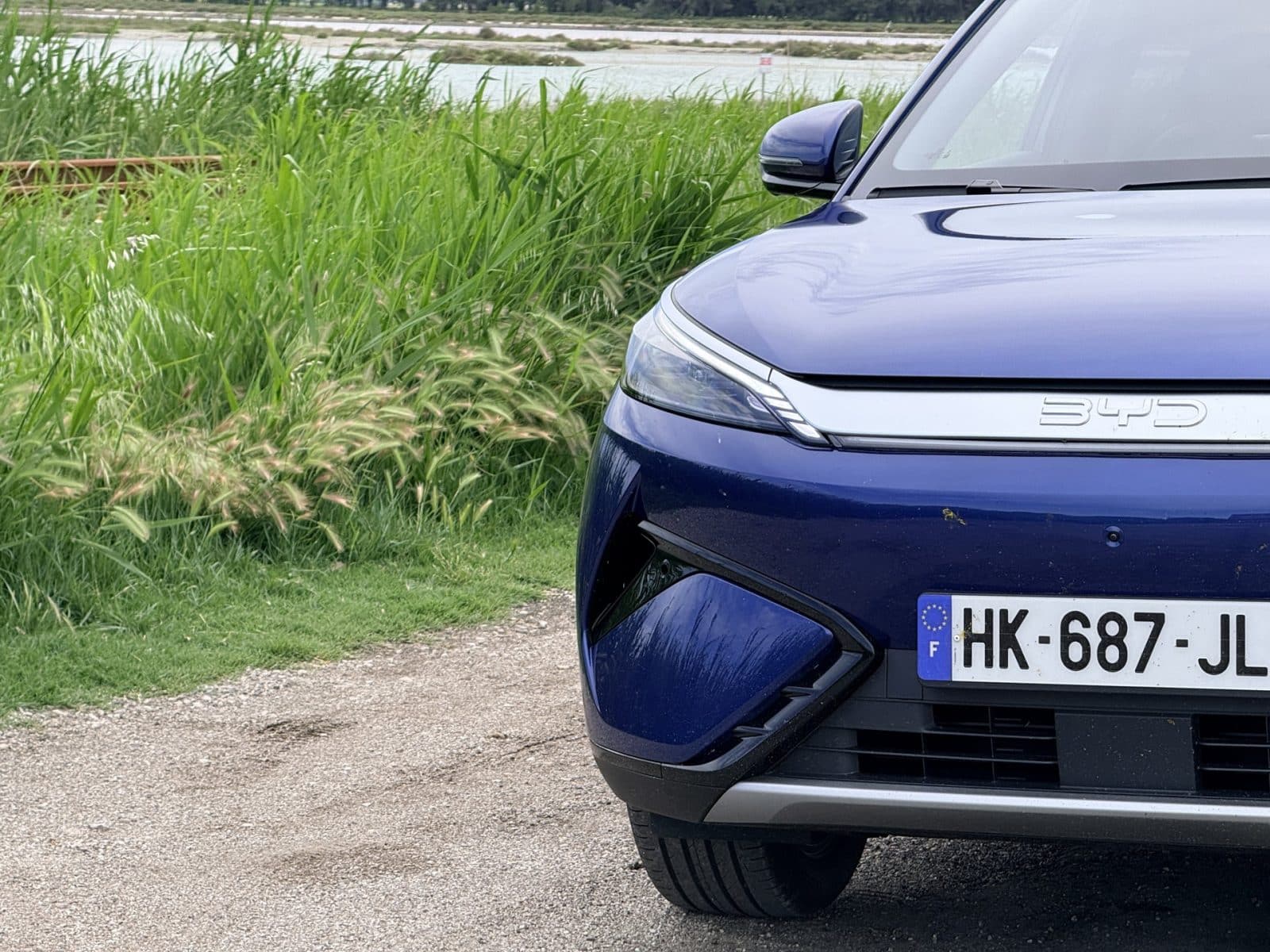 Face avant et signature dragon face du BYD ATTO 3 EVO