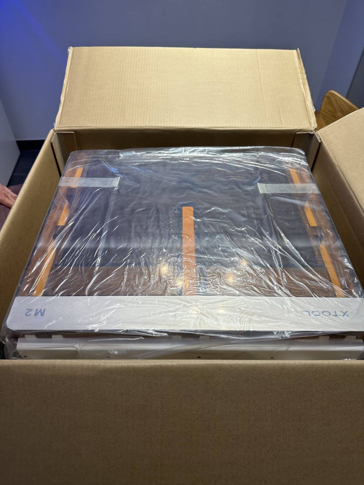 unboxing xtool M2
