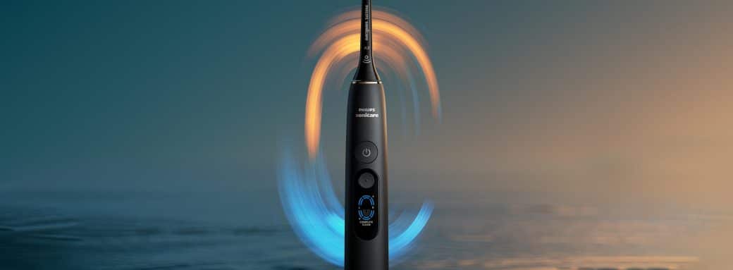 Philips Sonicare établit une nouvelle référence en matière de santé bucco-dentaire avec la Philips Sonicare DiamondClean 9900 Prestige nouvelle génération, sa première brosse à dents électrique intégrant une intelligence artificielle embarquée.