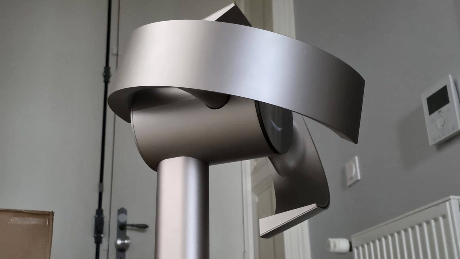 Demi-anneaux du Dreame MF10 inclinés pour orienter le flux d'air