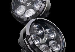 RiderNav lance le système Q5 Pro : des phares auxiliaires de 22 000 lumens pour toutes les motos, nativement compatibles avec la commande « Wonder Wheel » de BMW