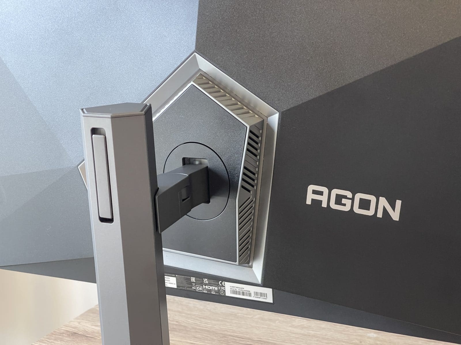 aoc-agon-pro-ag326uzd2-ecran